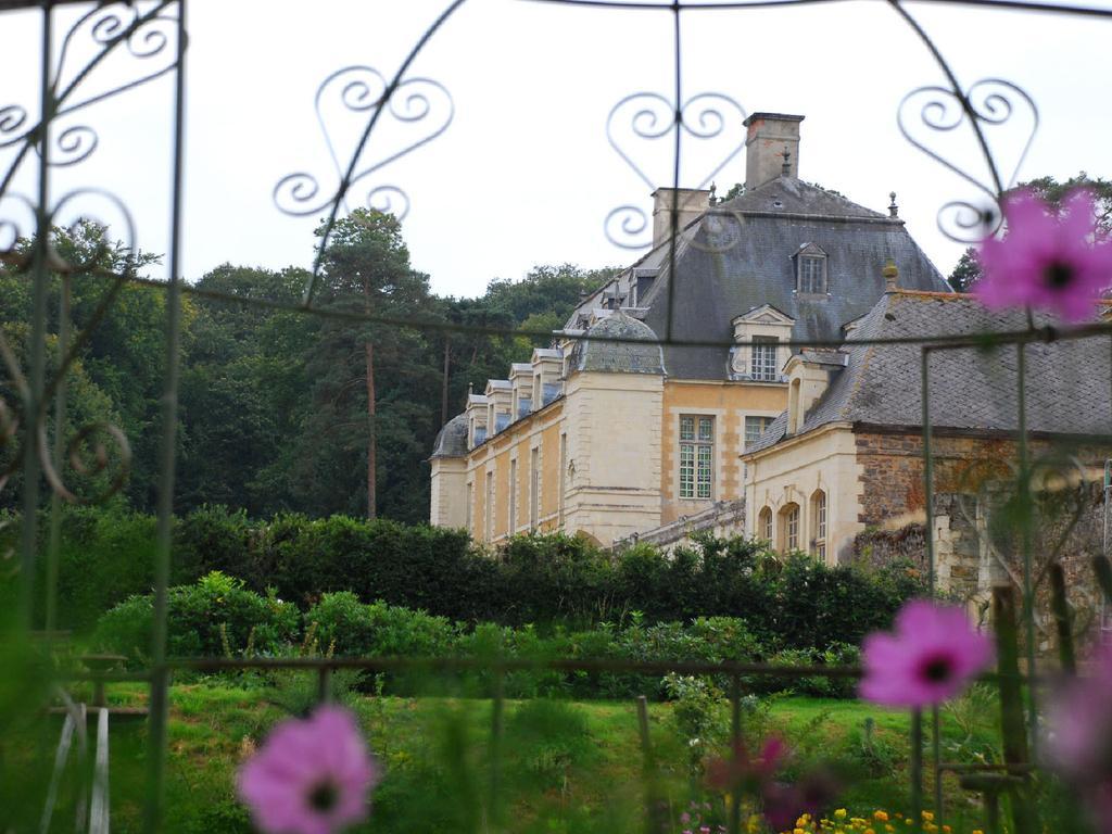 Chateau Du Boschet Bed & Breakfast Bourg-des-Comptes Luaran gambar